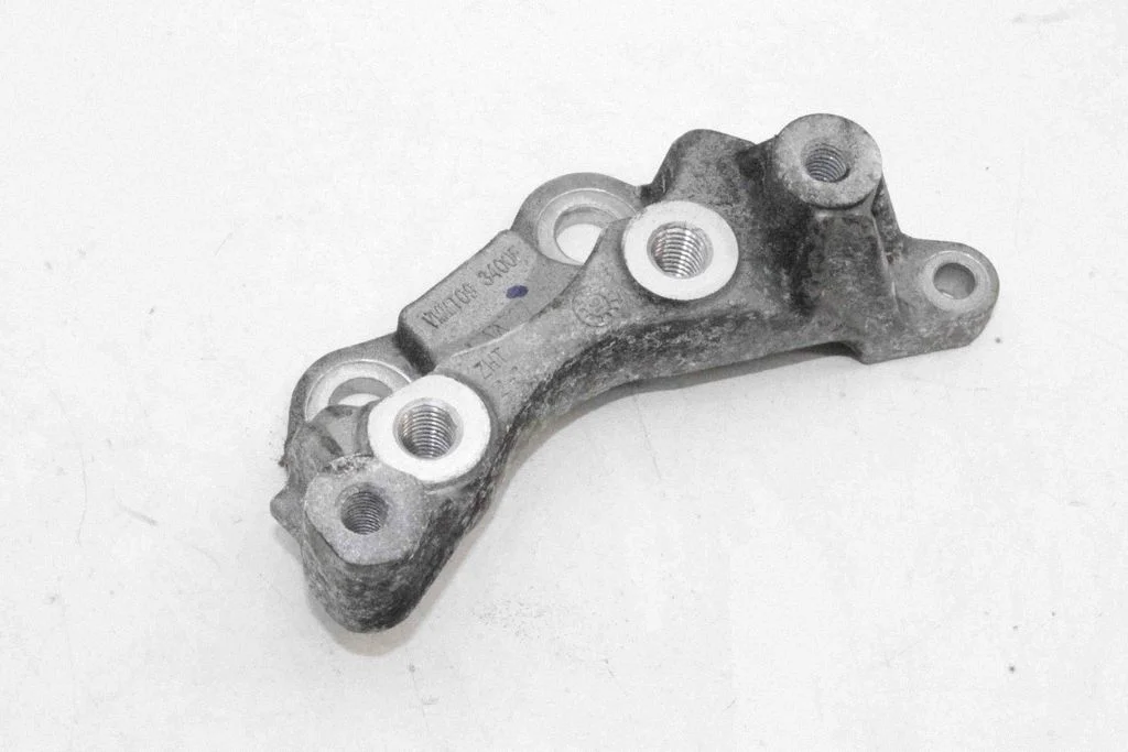 Mootori kinnituskronstein 3400F