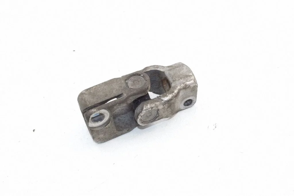 Steering column universal joint – Ford Mustang VI (2015-)