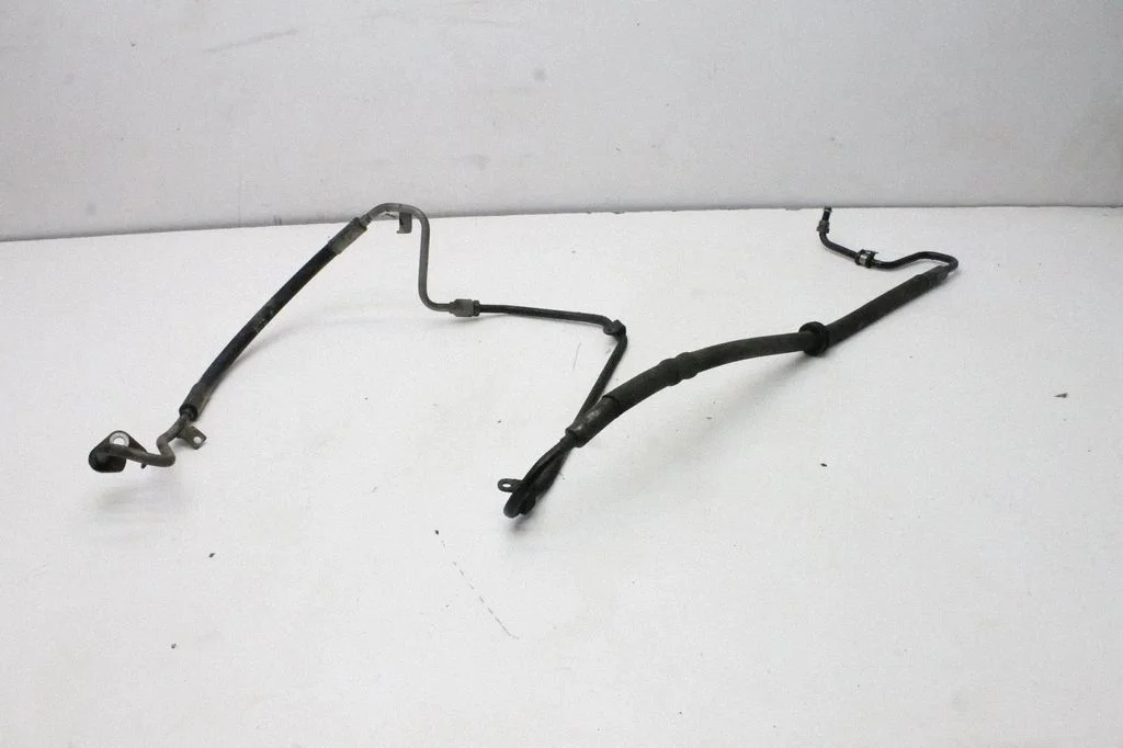 Power steering hose/pipe/line