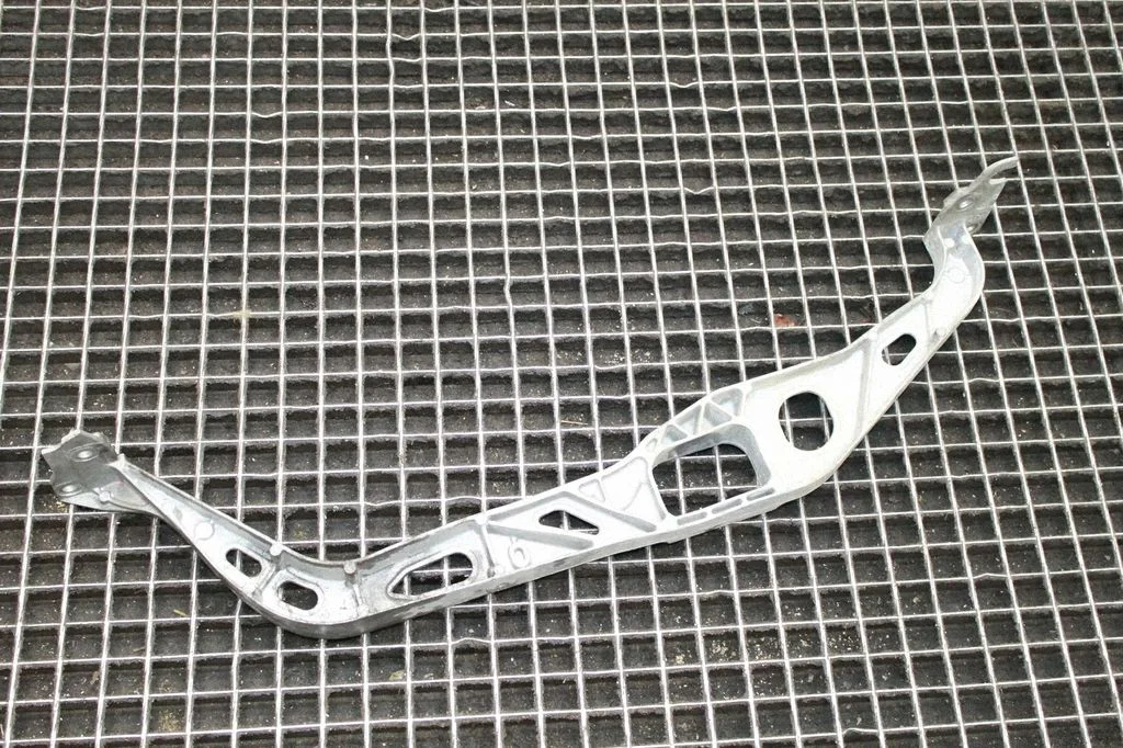 Front subframe – Audi A5 Sportback 8TA (2009-2016)