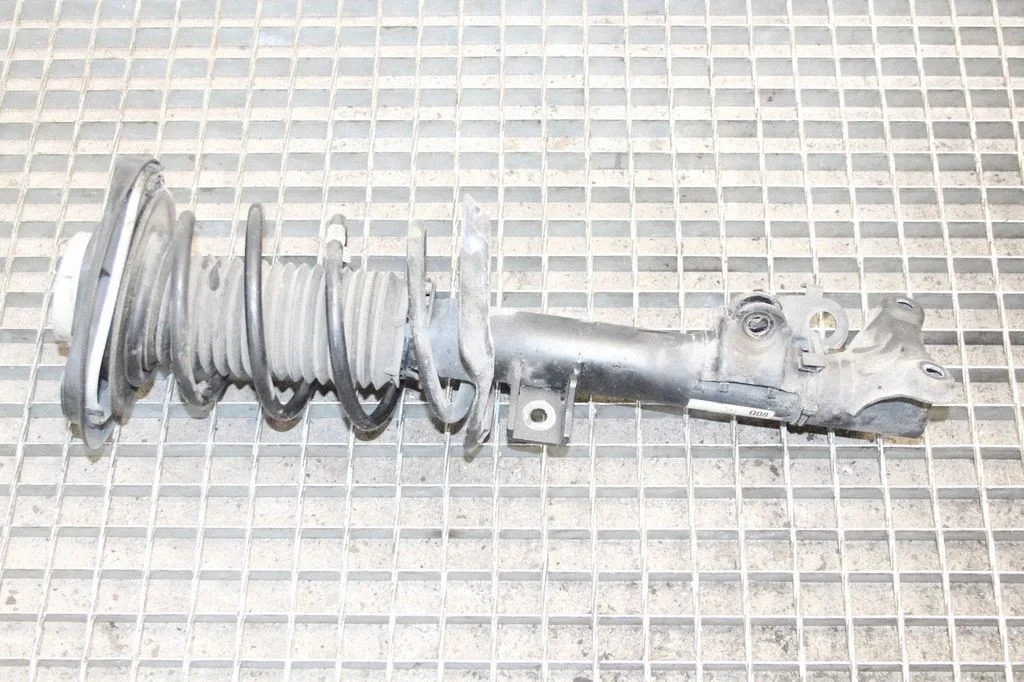 Front shock absorber/damper – Mercedes-Benz E-Class W212 (2009-2016)