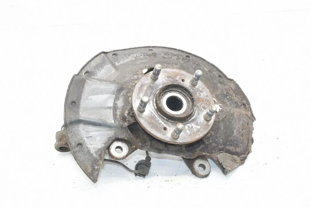 Front wheel hub – Honda Civic (2006-2011)