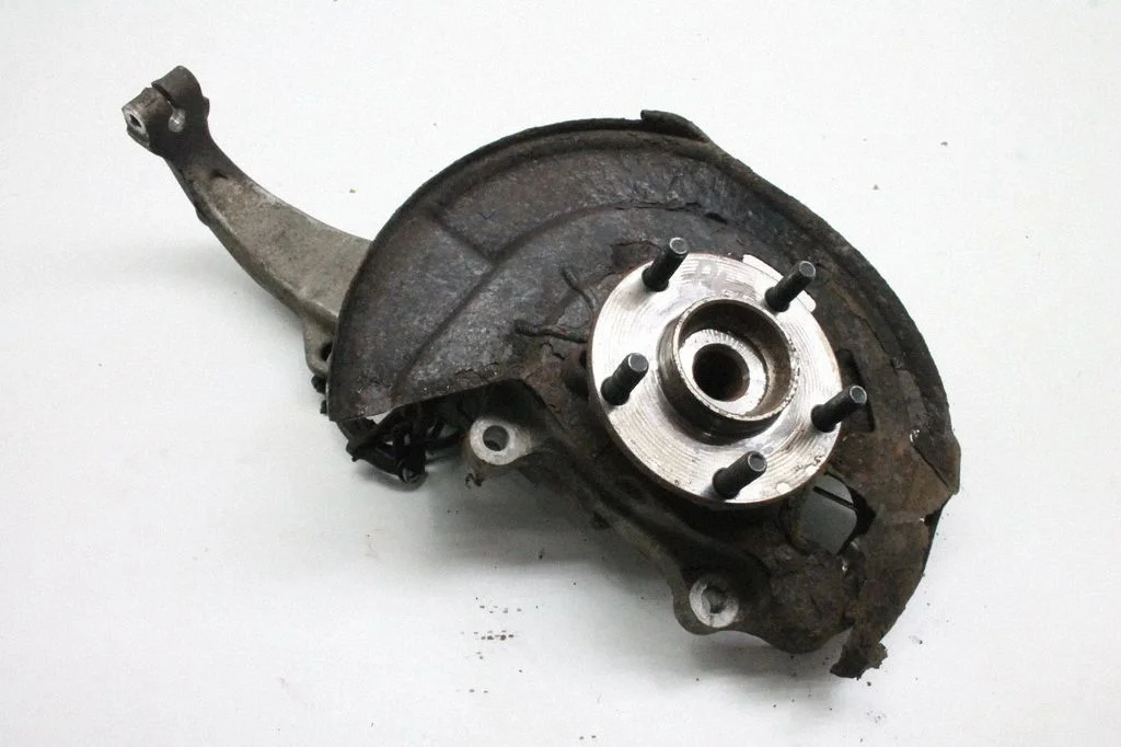 Eesmine rattarumm – Nissan 370Z (2009-2020)
