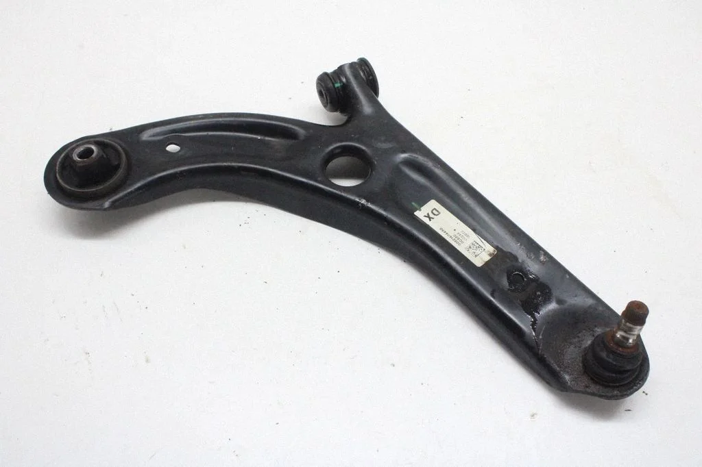 Front lower control arm/wishbone 52140445