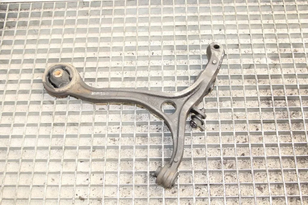 Front lower control arm/wishbone – Honda Accord (2008-2016)