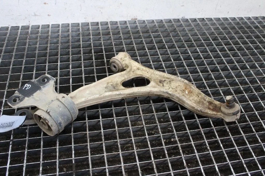 Front lower control arm/wishbone – Ford Focus (2018-)
