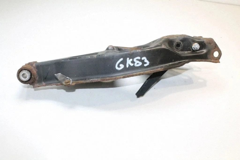 Aizmugurējā svira (dakša) – Mercedes-Benz SLK klase R171 (2005-2011)
