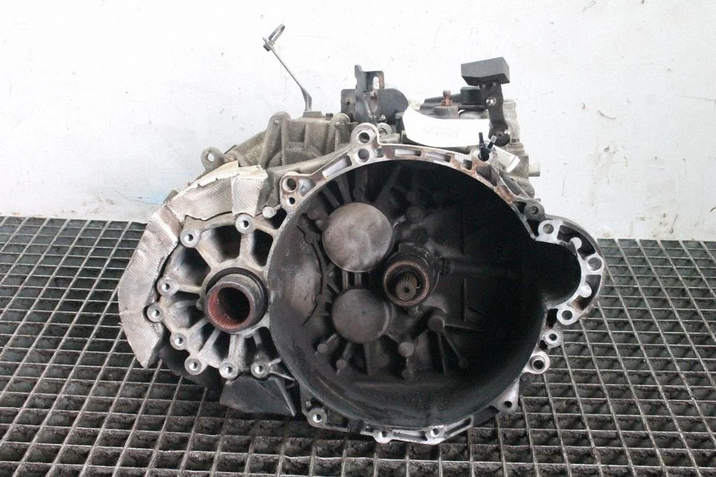 Manual 6 speed gearbox – Land Rover Discovery Sport (2014-)