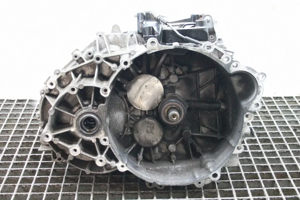 Manual 6 speed gearbox – Volvo V40 (2012-2019)