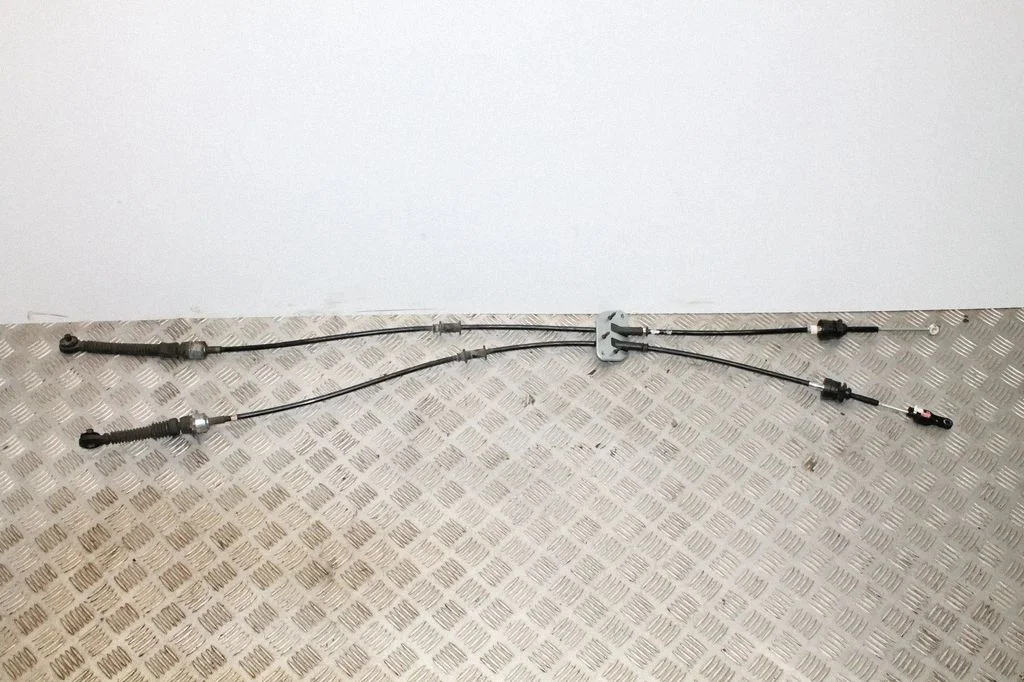 Gear shift cable linkage – Mazda CX-5 (2012-2017)