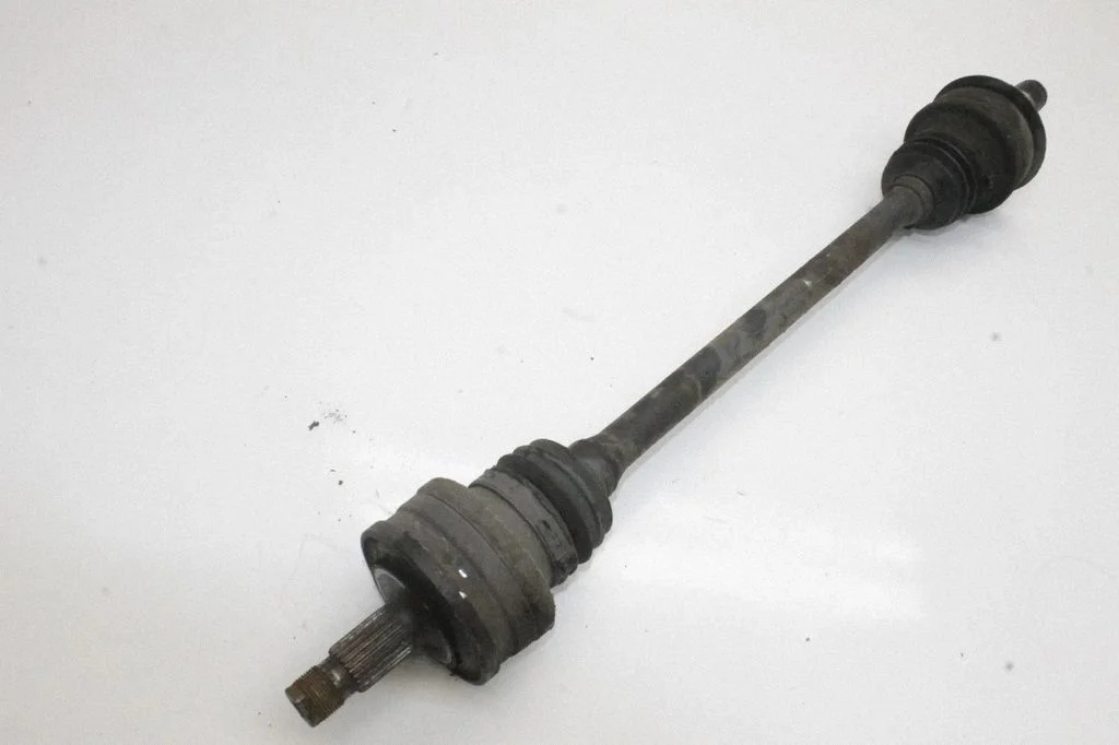 Tagumine pooltelg – Mercedes-Benz CLK-klass A209 C209 (2002-2009)