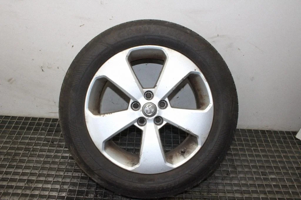R12 vieglmetāla disks (-i)