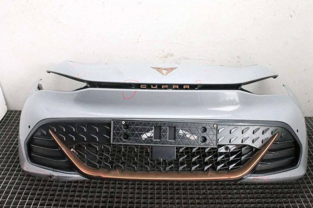 Front bumper COLORC2A7C