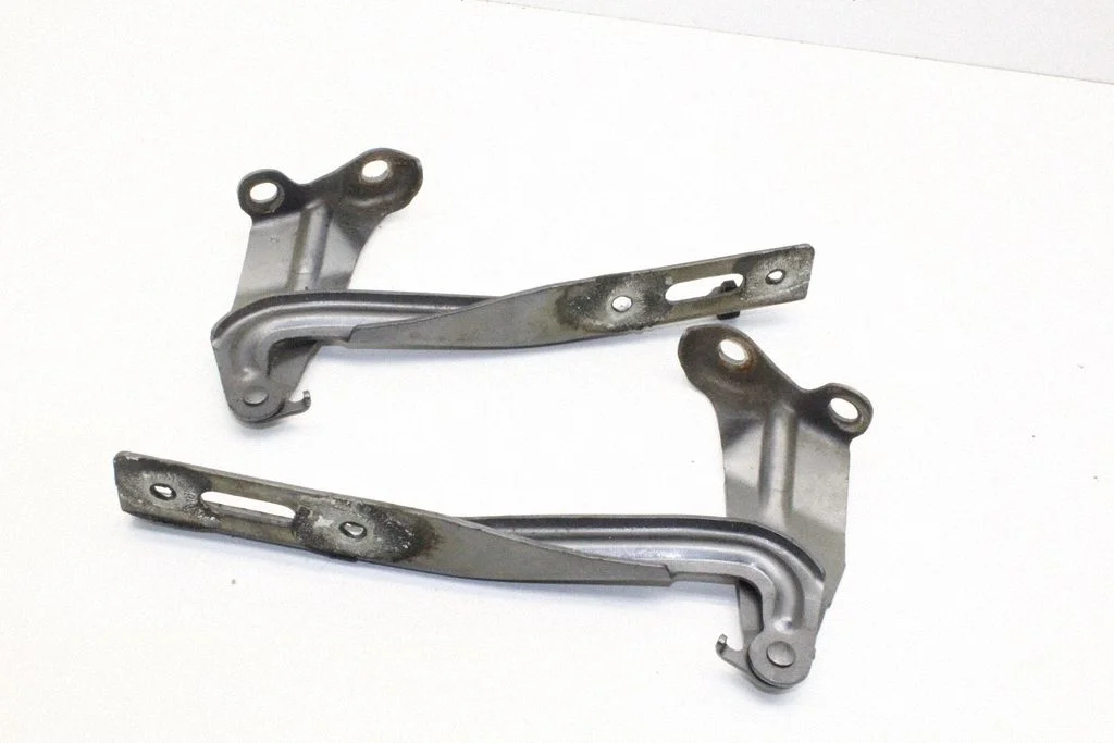 Engine bonnet/hood hinges – Honda CR-V (2013-2016)