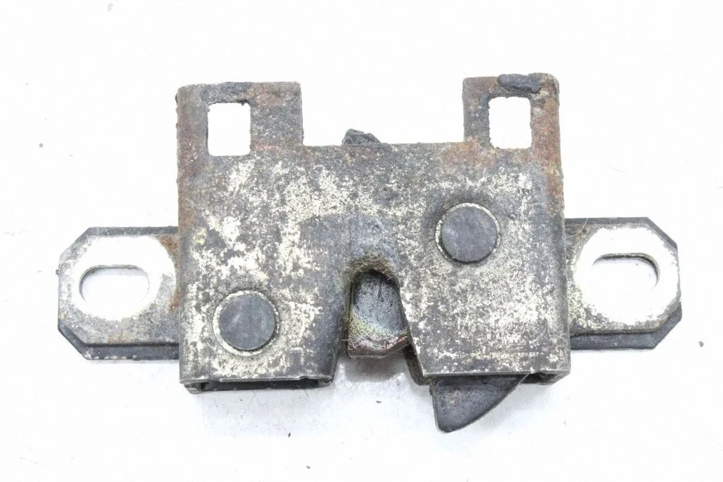 Engine bonnet/hood lock/catch – Jaguar XJ X350 (2003-2009)