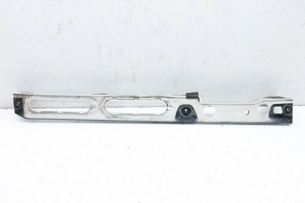 Spārna kronšteins – Land Rover Range Rover Sport L494 (2013-)