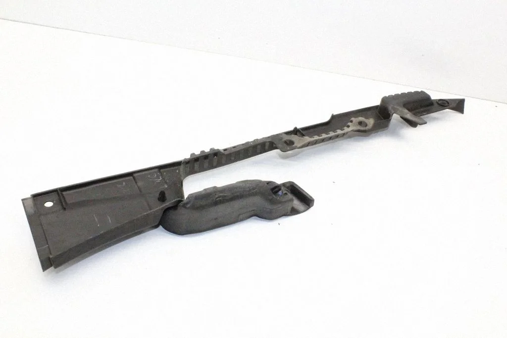 Fender mounting bracket – Volvo S90, V90 (2016-)