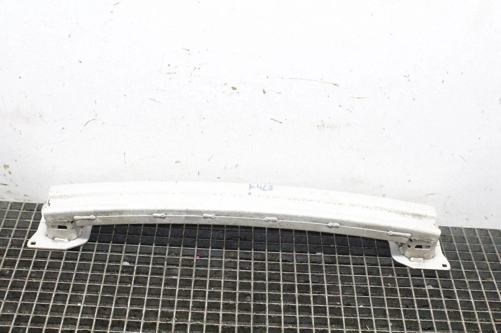 Tagumise kaitseraua põikitala – Land Rover Range Rover Evoque L538 (2011-2018)
