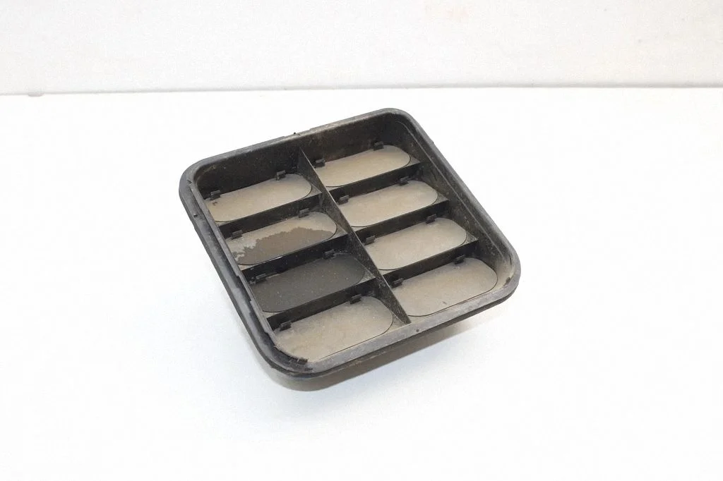 Ventilācijas režģis 4M8819301A