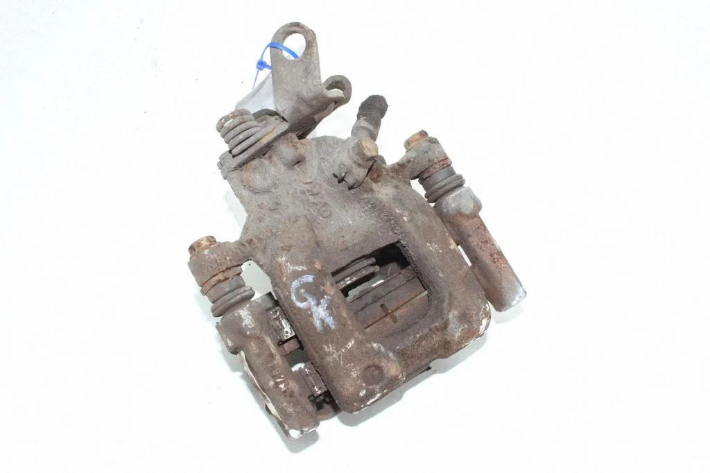Zacisk hamulcowy tylny – Audi A3 S3 8P (2003-2012)
