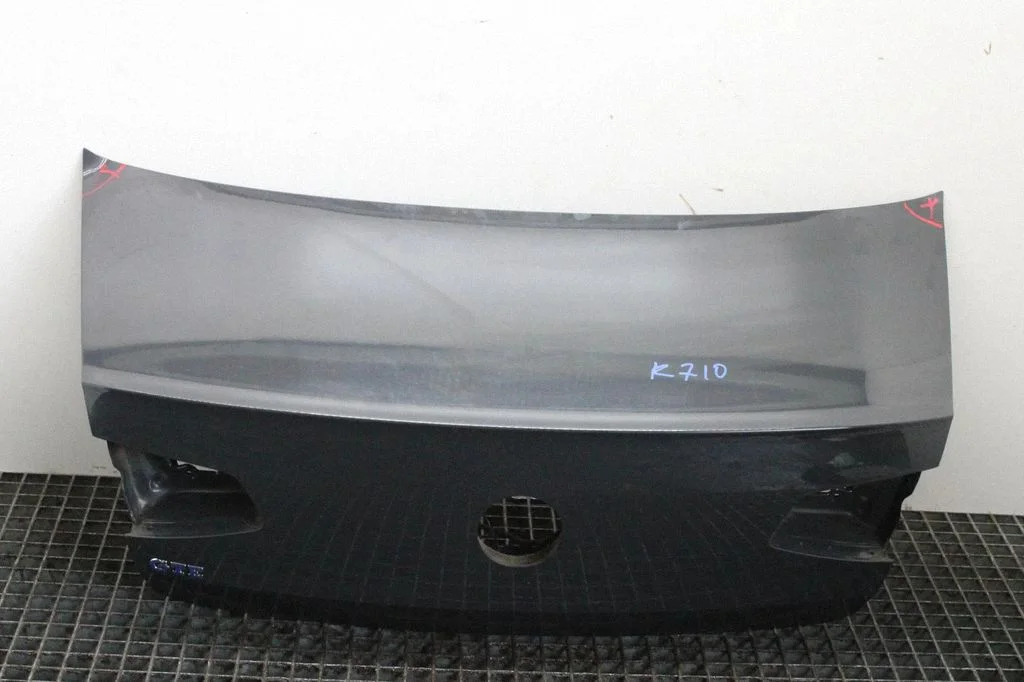 Tagaluuk (pakiruumi) – Volkswagen Passat B7 USA (2012-2019)