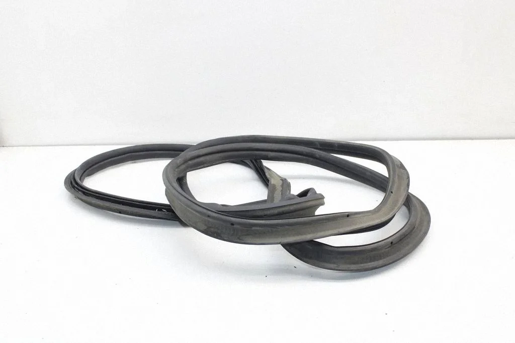 Loading door rubber seal (on body) – Cupra Born (2021-)