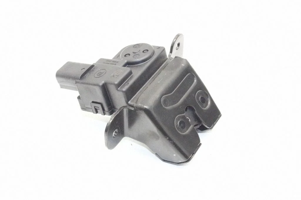 Zamek klapy bagażnika 81230G6010