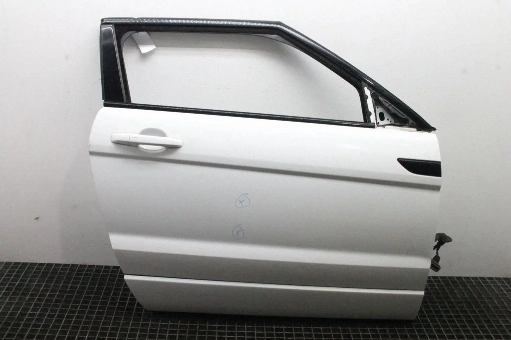 Priekšējās durvis – Land Rover Range Rover Evoque L538 (2011-2018)