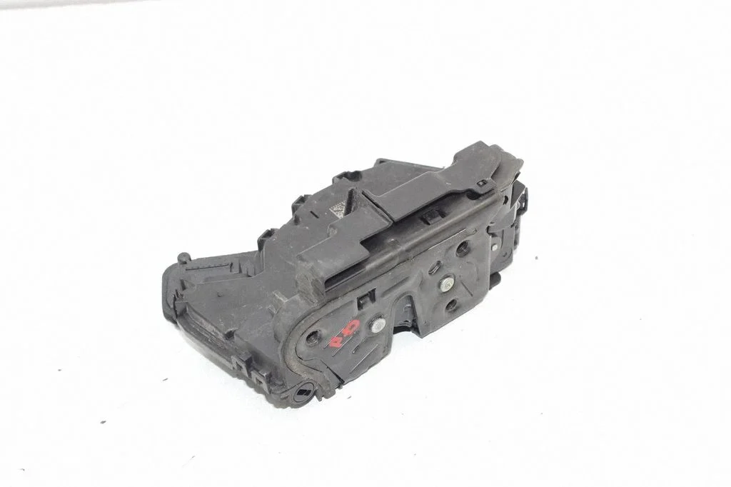 Esiukse lukk 5TB837016B