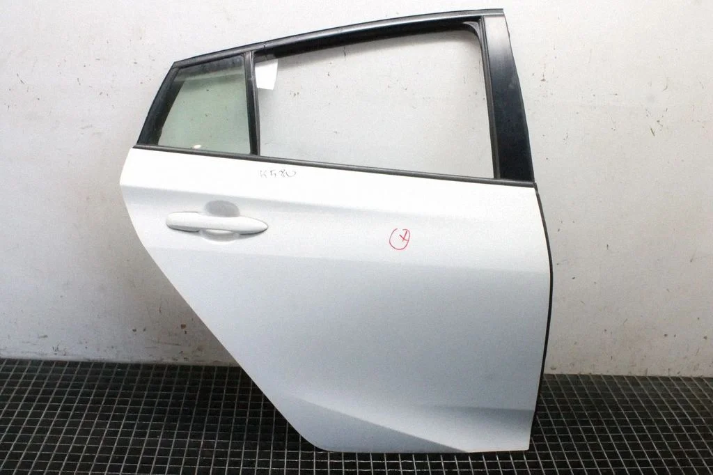 Rear door COLOR040