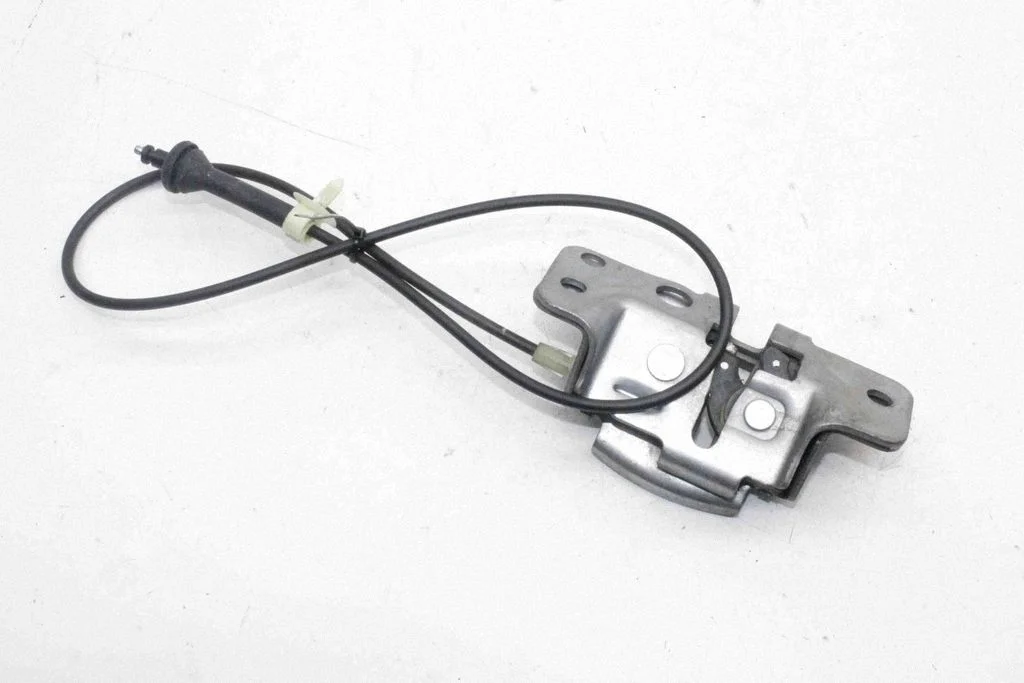 Tagaukse lukk – Chrysler Voyager (2008-2016)