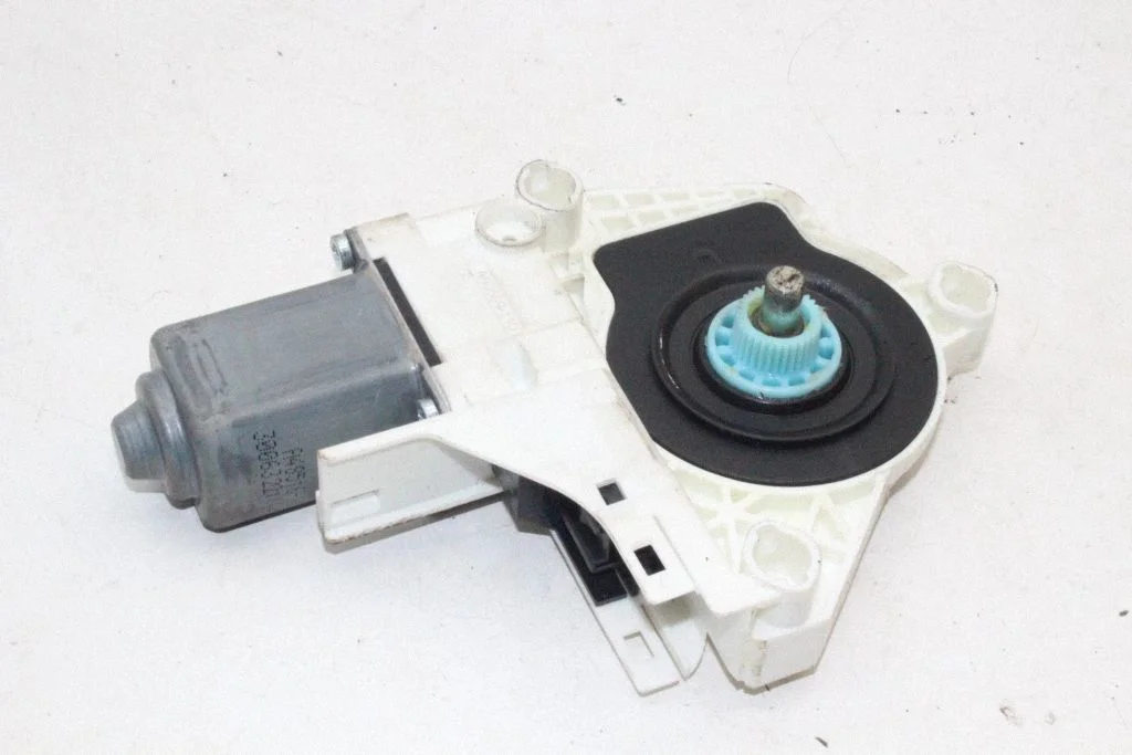 Rear door window regulator motor – Audi A4 Allroad B8 (2008-2016)