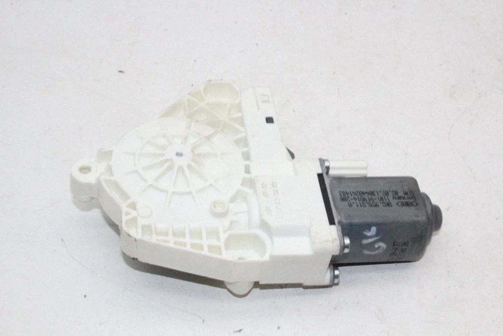Rear door window regulator motor – Audi A4 Allroad B8 (2008-2016)