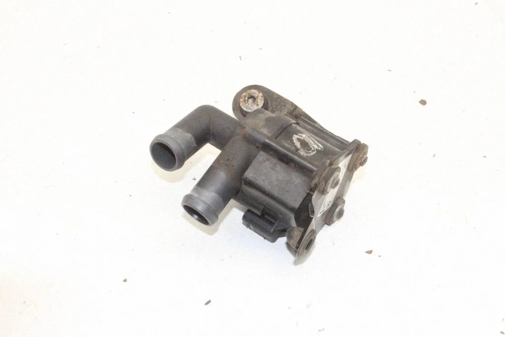 Elektryczna pompa cyrkulacyjna – BMW Seria 7 F01 F02 F03 F04 (2008-2016)