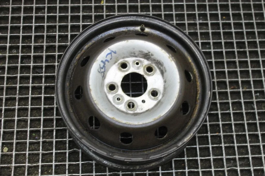 R15 tērauda štancētais disks (-i) – Peugeot Boxer (2015-)