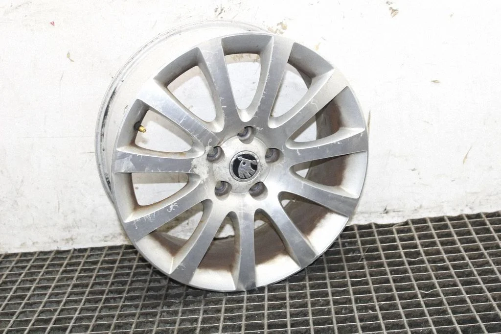 R17 vieglmetāla disks (-i) – Skoda Yeti (5L) (2009-2017)
