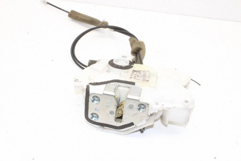 Coupe door lock (next to the handle) – Honda Civic (2006-2011)