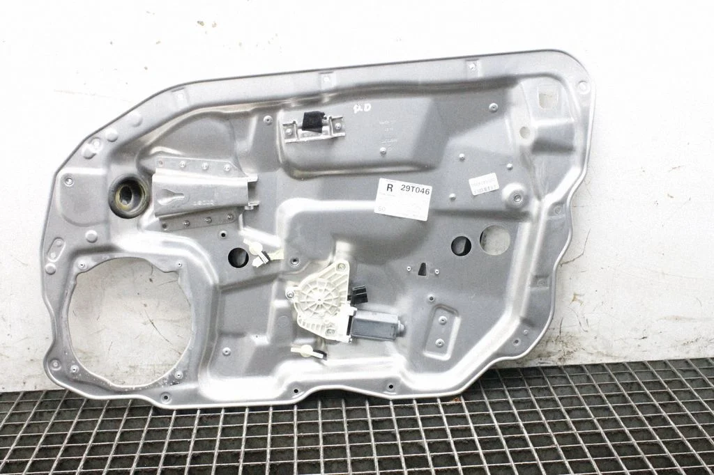 Esiukse elektriline aknatõstuk mootoriga – Mercedes-Benz S-klass W221 (2005-2013)