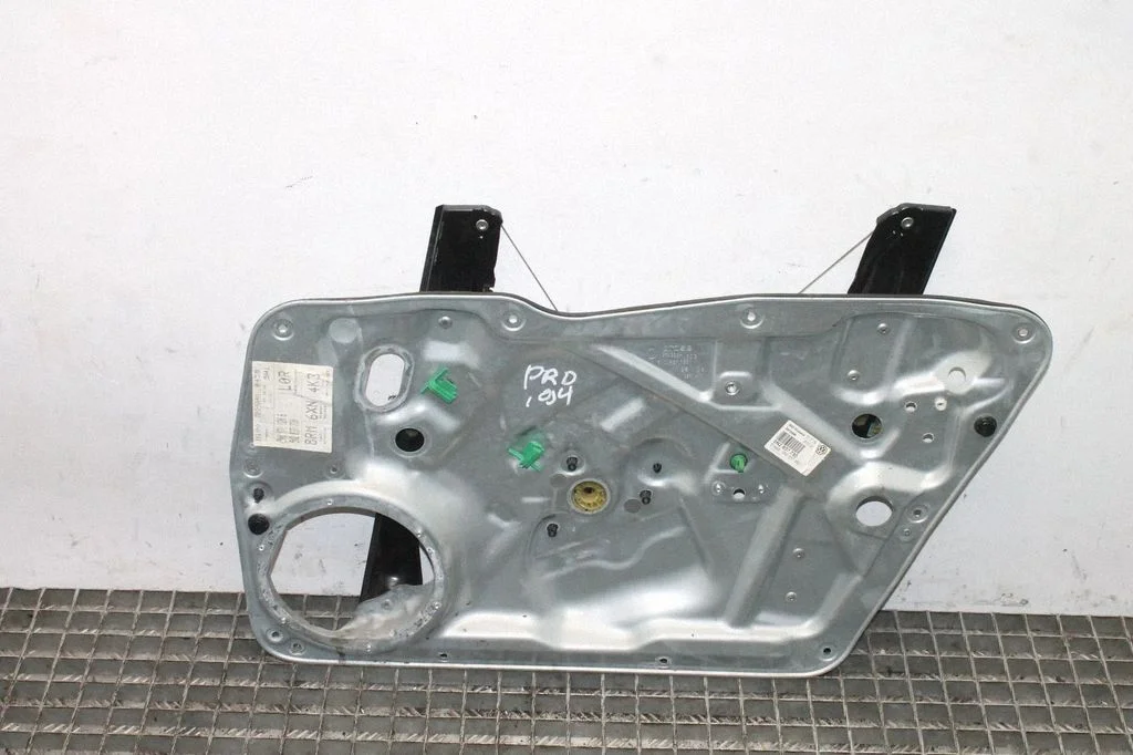 Front door window regulator with motor – Volkswagen Tiguan (2007-2016)
