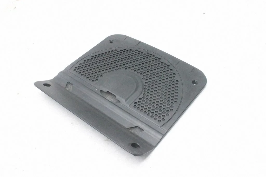 Maskownica głośnika środkowego – BMW Series 4 M4 F82 F83 (2014-2020)