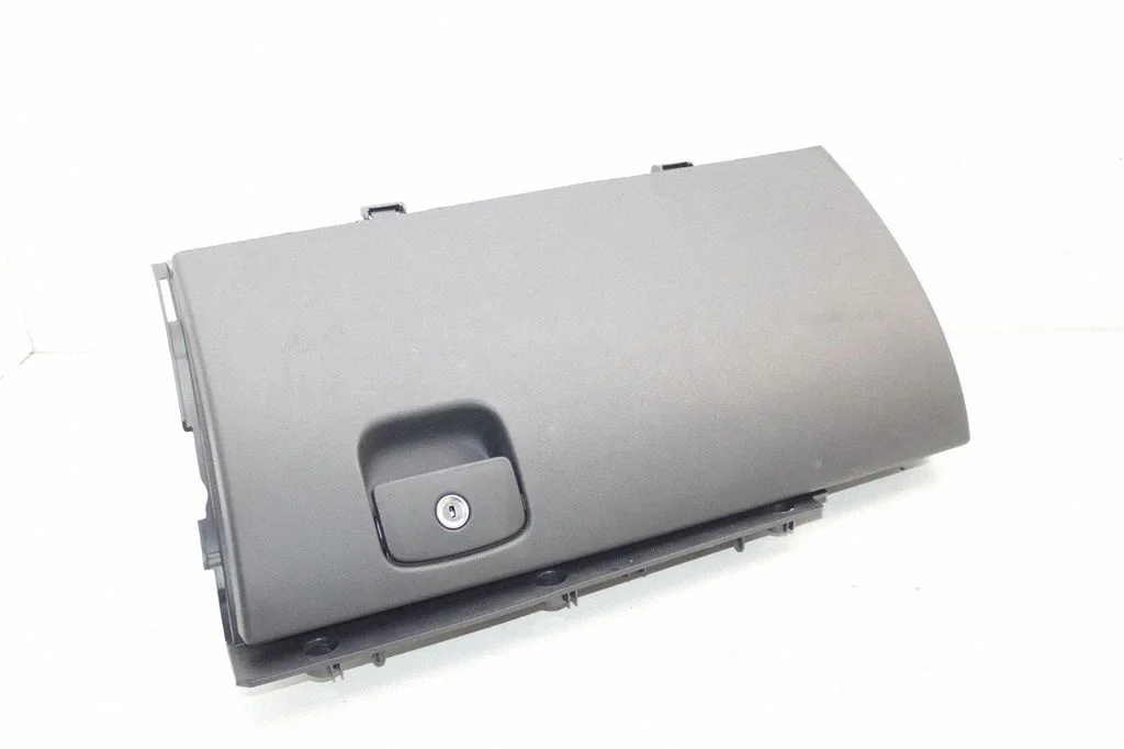 Glove box – Jaguar XE (2015-)