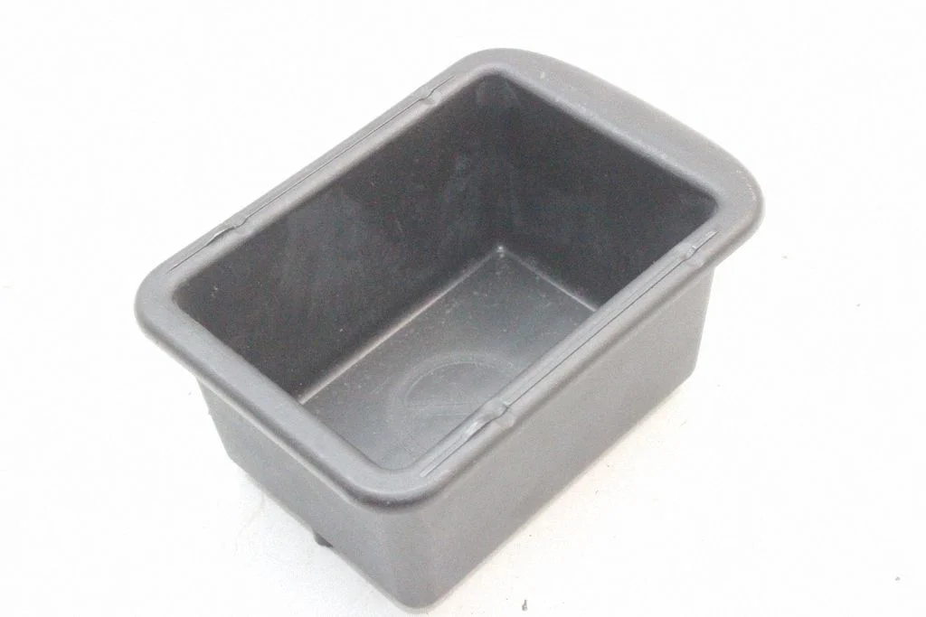 Pelnutrauks panelī – Mercedes-Benz CLK klase A209 C209 (2002-2009)