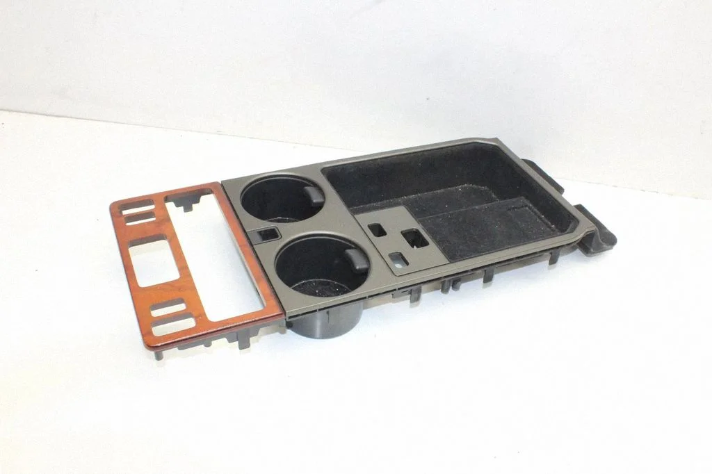 Armrest – Lexus LS UCF30 (2001-2007)