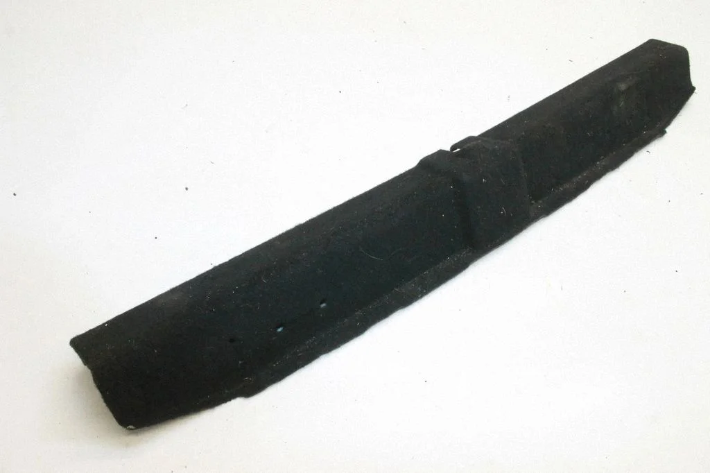 Keskkonsooli külje viimistlus (tagumine) 7261967