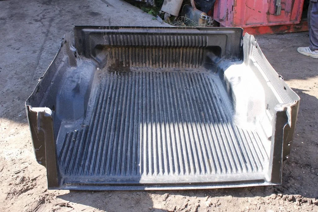 Boczna osłona konsoli (tylna) JB3B2612606DD