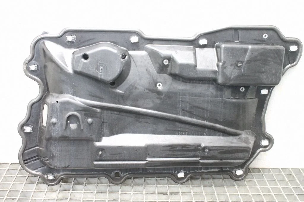 Priekšējo durvju apšuvums – BMW 7. sērija E65 E66 (2001-2008)