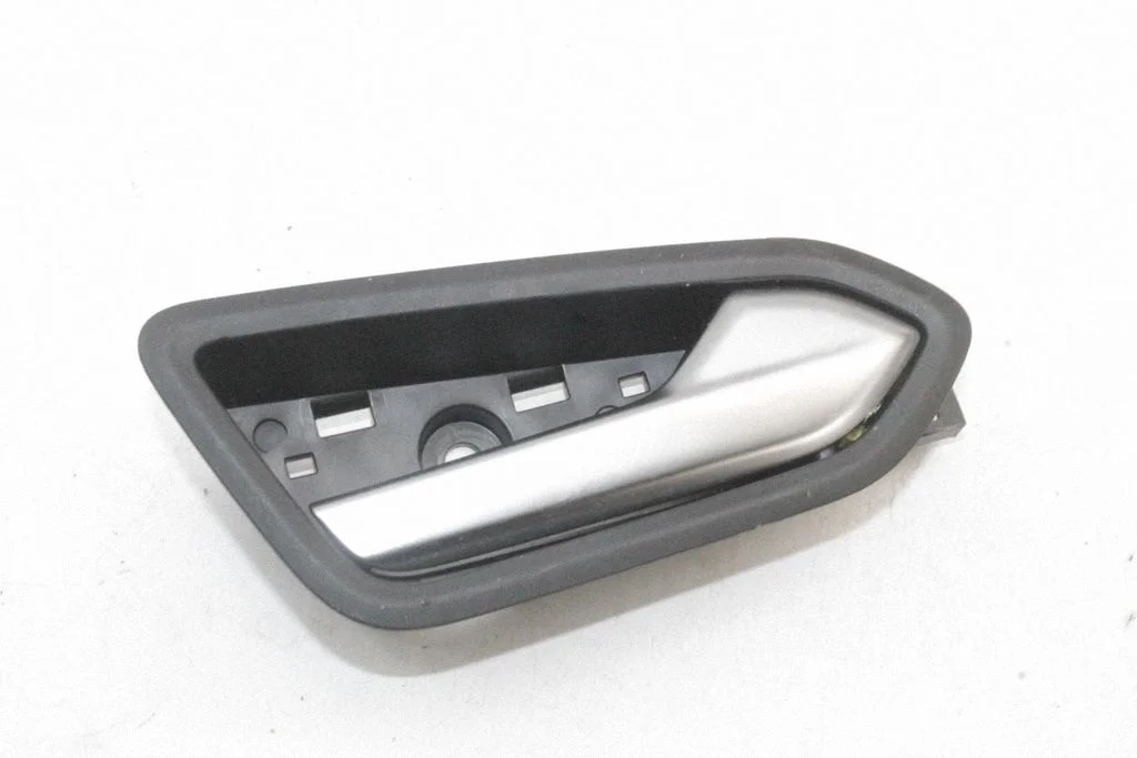 Rear door interior handle – Renault Captur II (2020-)
