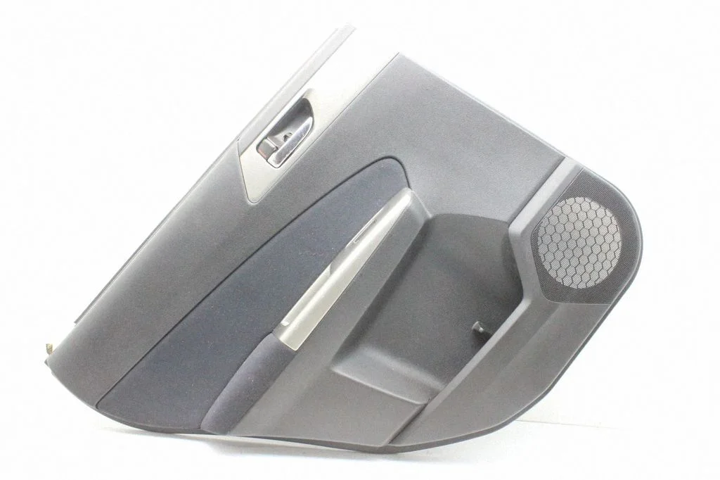 Tagumiste uste sisevooder – Subaru Forester SH (2008-2013)