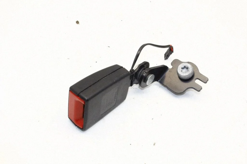 Aizmugurējās drošības jostas sprādze – Mini One - Cooper F56 F55 (2013-)