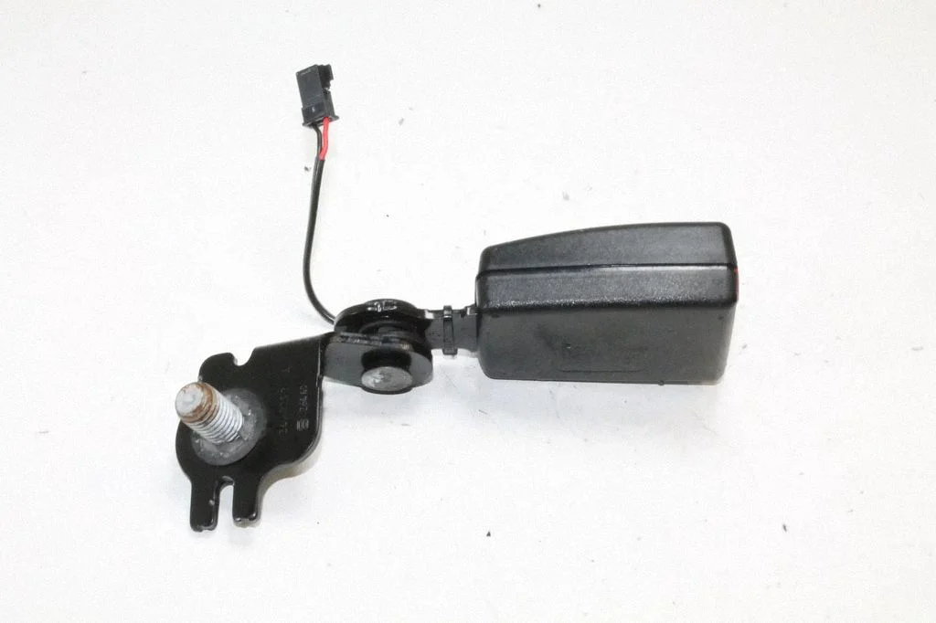 Aizmugurējās drošības jostas sprādze – Mini One - Cooper F56 F55 (2013-)